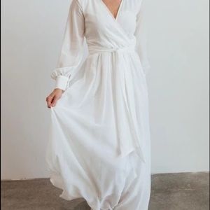 Baltic Born Off White XXXL Wedding Dress
